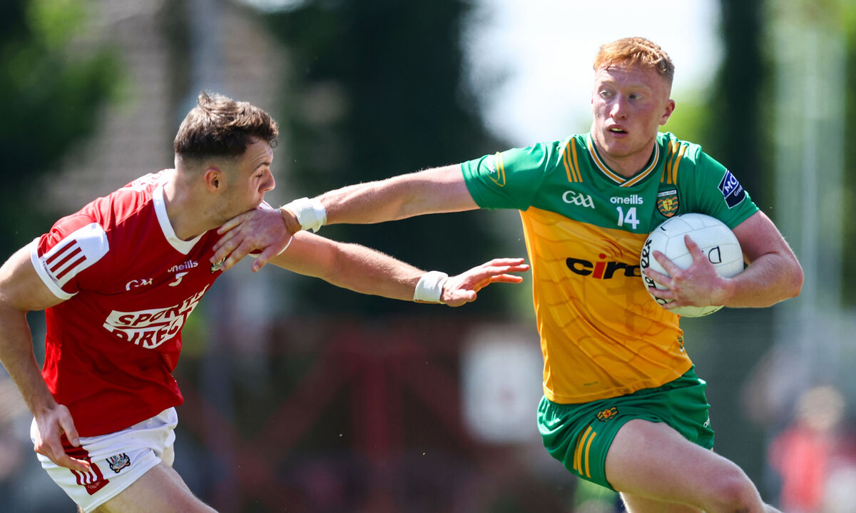 INSIDE MEN: Donegal's Oisin Gallen and Cork's Daniel O'Mahony. Pic: Nick Elliott/Inpho