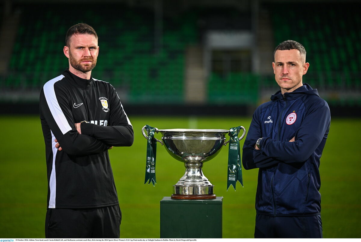  Athlone Town head coach Ciarán Kilduff and Shelbourne assistant coach Rory Kirk. Photo by David Fitzgerald/Sportsfile