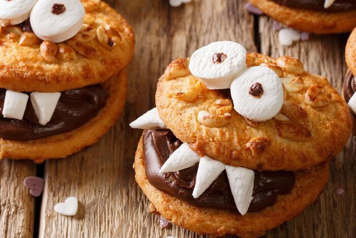 Monster Cookies