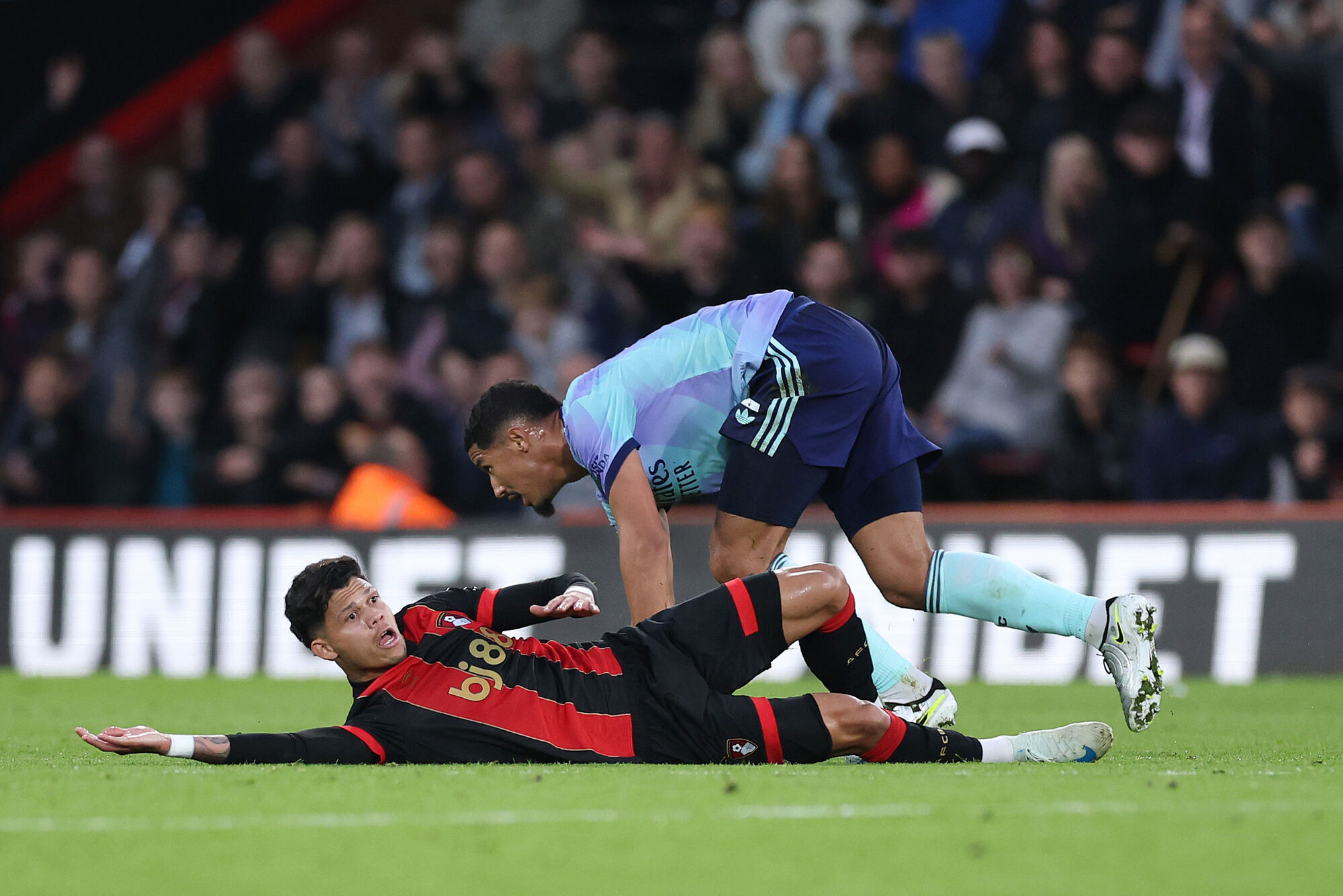 Saliba sees red as Bournemouth end Arsenal's unbeaten start 