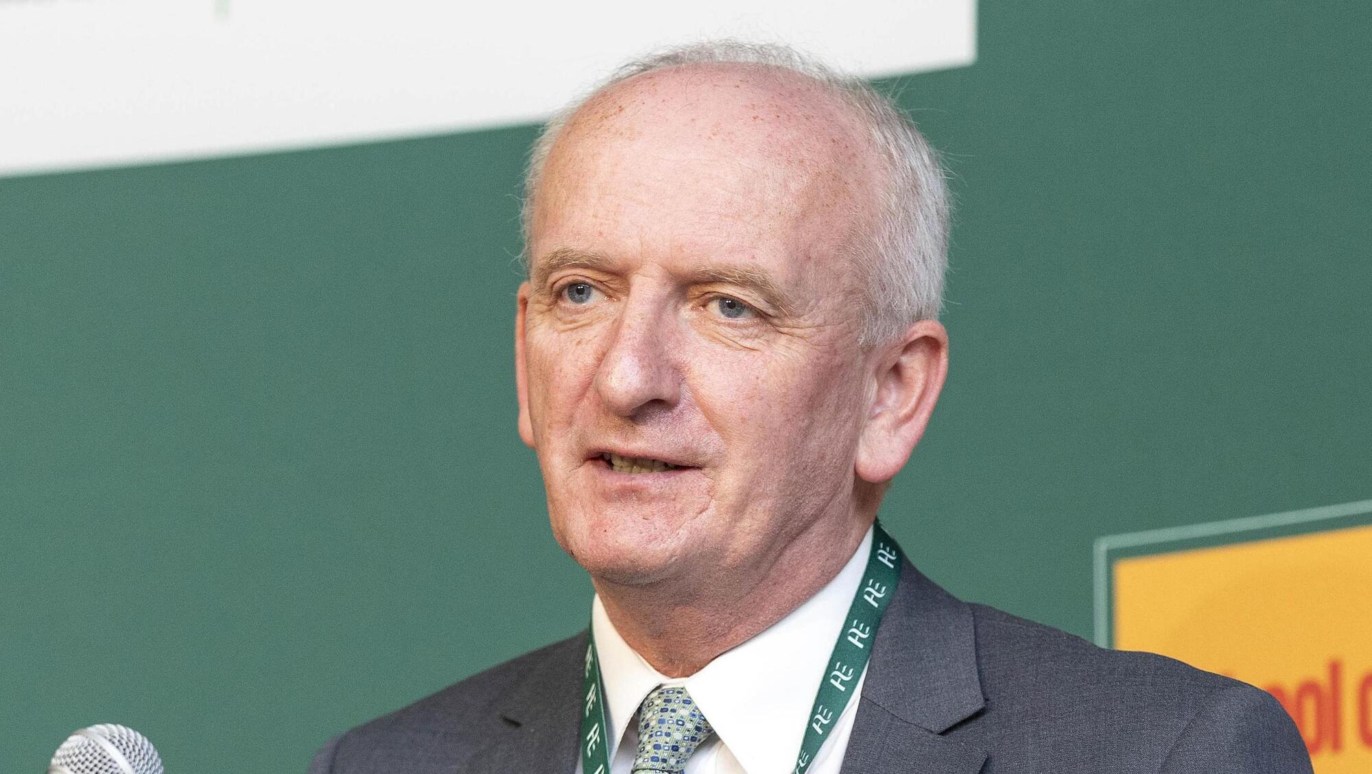 'Abhorrent' that consultants paid thousands of euros per hour, says HSE boss
