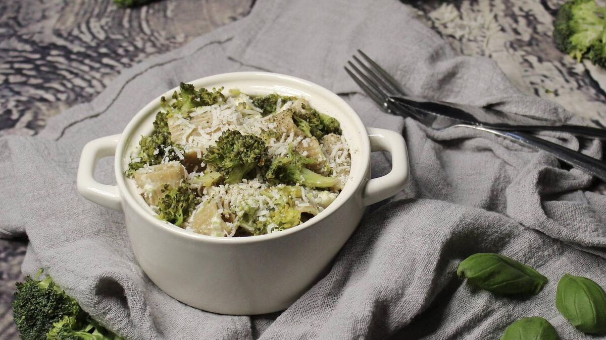 Speedy Chicken & Broccoli Pasta