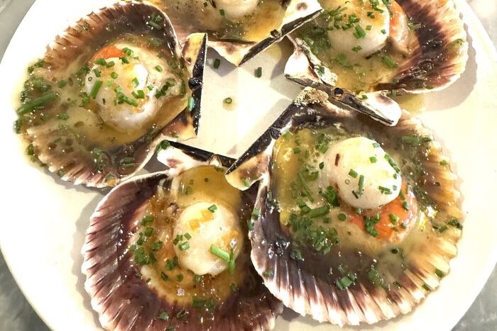 Roast Scallops with Butter & Thyme