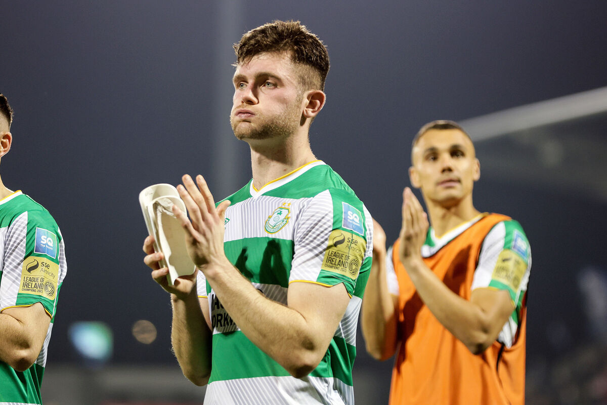 Josh Honohan applauds the fans after Shamrock Rovers lose the league