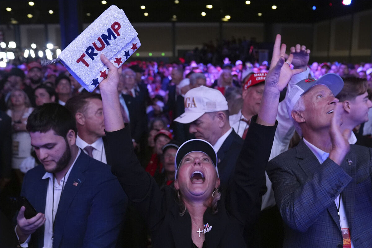 The media will talk about how people perceived that they are worse off from inflation. Photo: AP/Evan Vucci The media will talk about how people perceived that they are worse off from inflation. Photo: AP/Evan Vucci