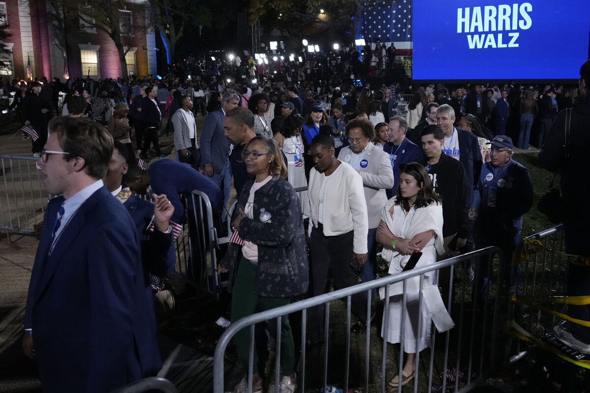 Consideration of Harris’s policies was scant by the media, replaced by declarations that she was “vague” or a recycling of Trump’s insults. Photo: AP/Ben Curtis Consideration of Harris’s policies was scant by the media, replaced by declarations that she was “vague” or a recycling of Trump’s insults. Photo: AP/Ben Curtis