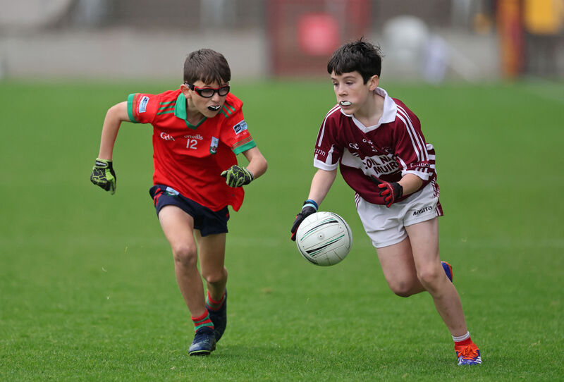 Jack H of Carrignavar and Sean Casey of Farran do battle.