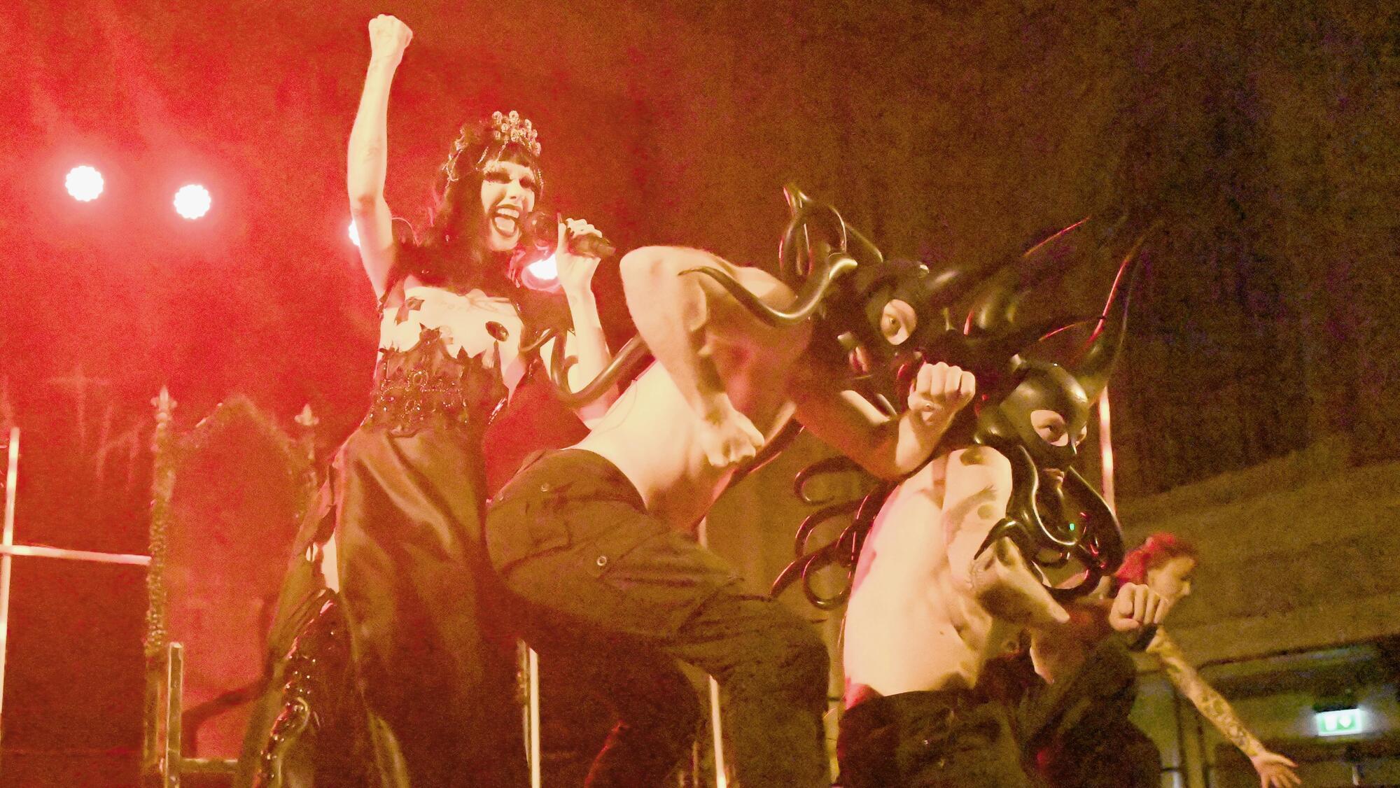 In Pictures - Bambie Thug review: Witch gets crowned on homecoming to Cork City Hall 