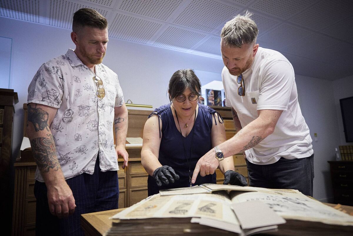 Artists Conor Harrington and Maser during the research process of the project. 