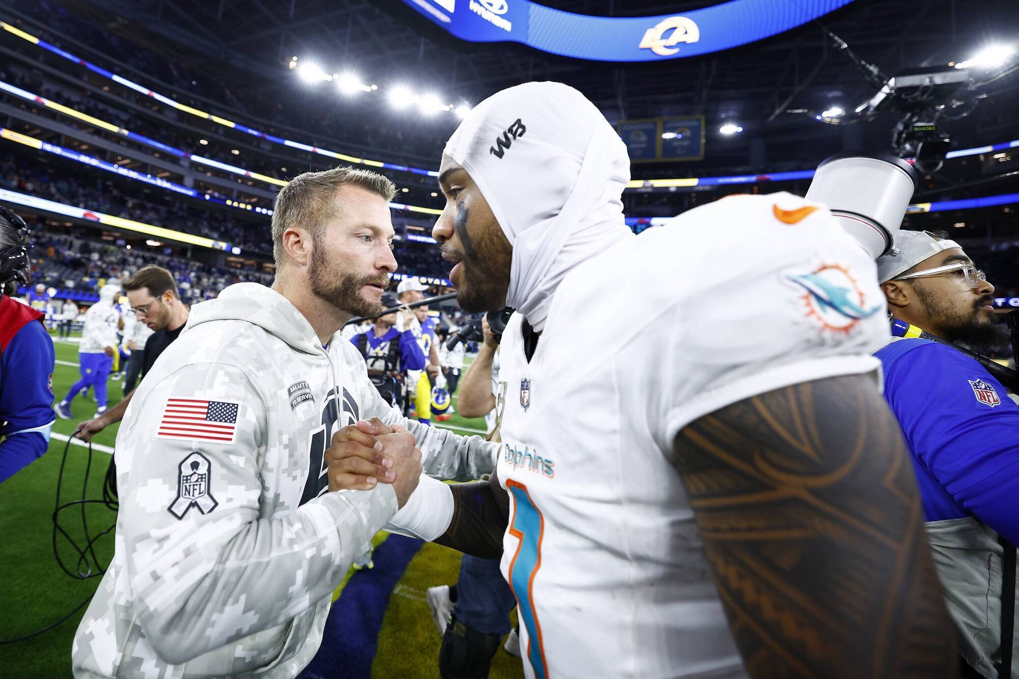 Miami Dolphins defeat Los Angeles Rams to end three-game slide