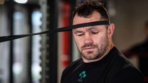 <p>HEADSTRONG: Cian Healy in the gym. Pic Credit: ©INPHO/Billy Stickland</p>