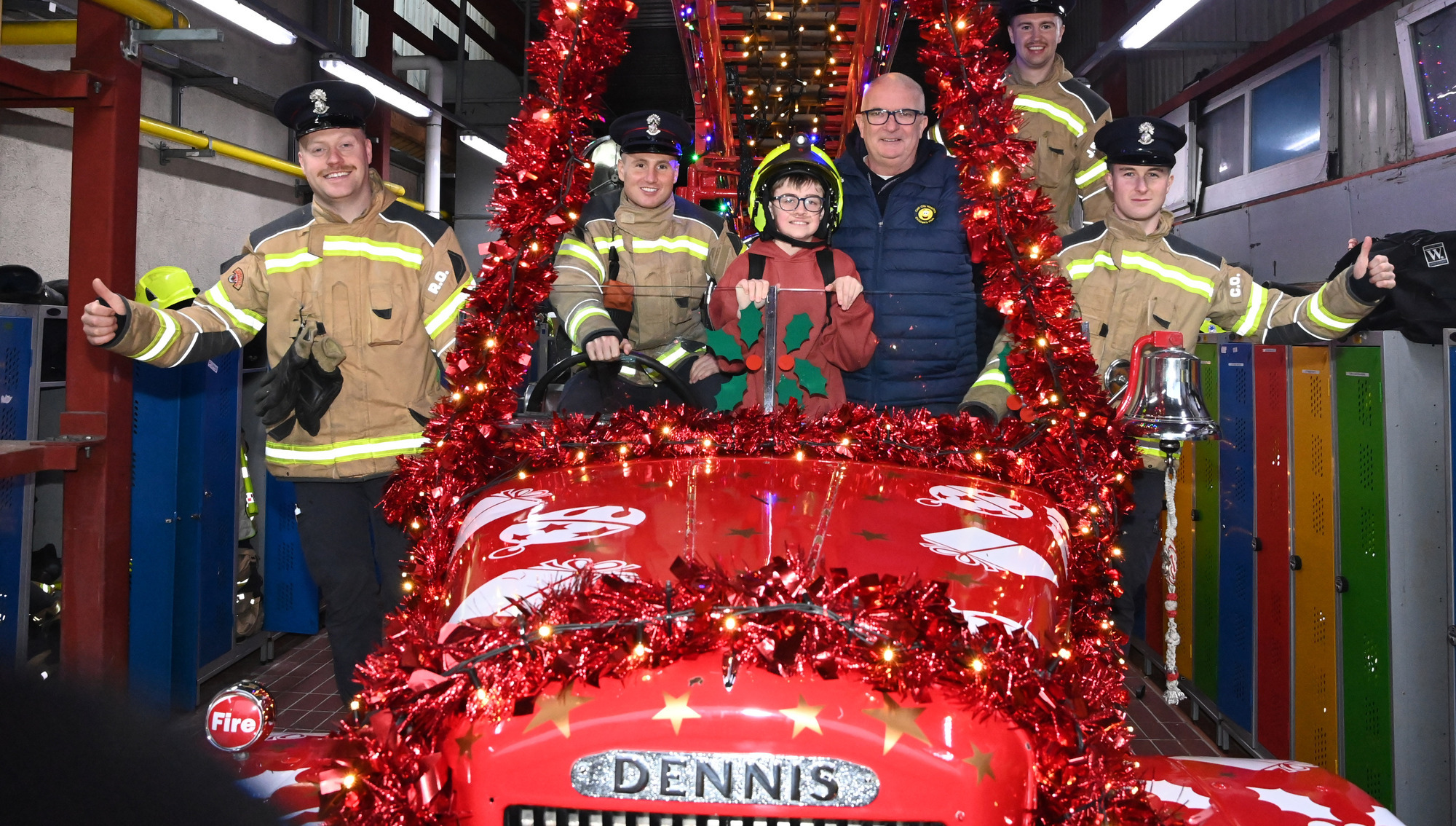 Teenager waiting for double lung transplant to have starring role in Cork Christmas parade