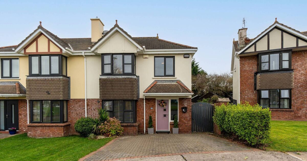 Emotional Wedding Gifts and Home Transformations: A Family's Heartfelt Story in The Cotswolds - News Directory 3