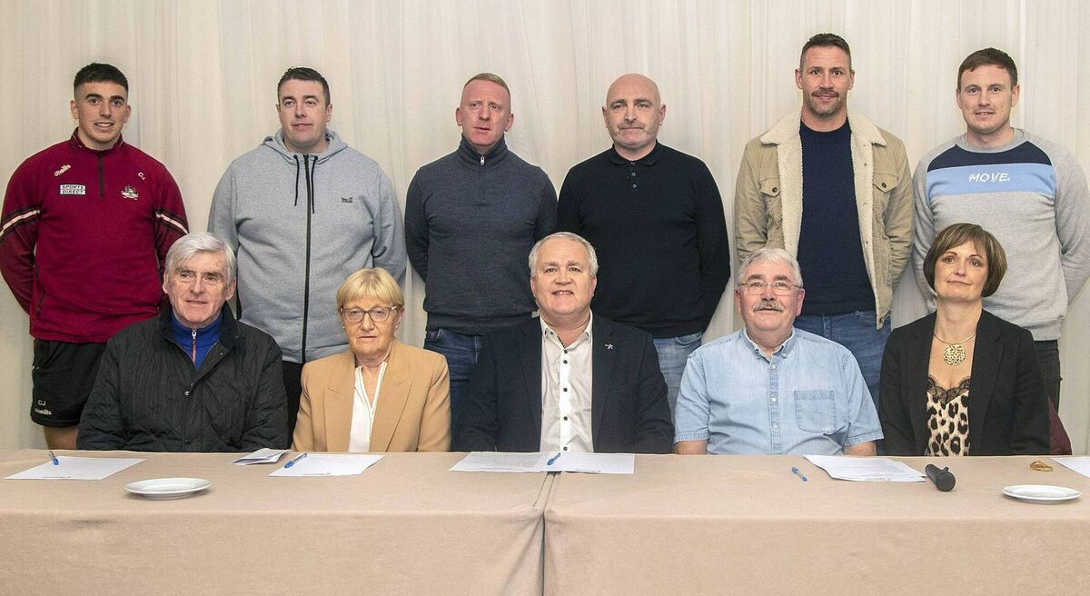 Pictured at the launch were seated L to R; John Moran, West Waterford Hospice Support Group. Barbara Murphy, Chairperson Waterford Hospice. Sean Michael O’Regan Chairman county board. Jim Greene and Sonya Kelly. Back L to R; Ciaran Joyce and Donal O’Rourke, Cork representatives. John Mullane, Sean Daly, Dan Shanahan and Austin Gleeson, Waterford representatives. Photo Sean Byrne