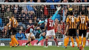 First victory of the season for Burnley