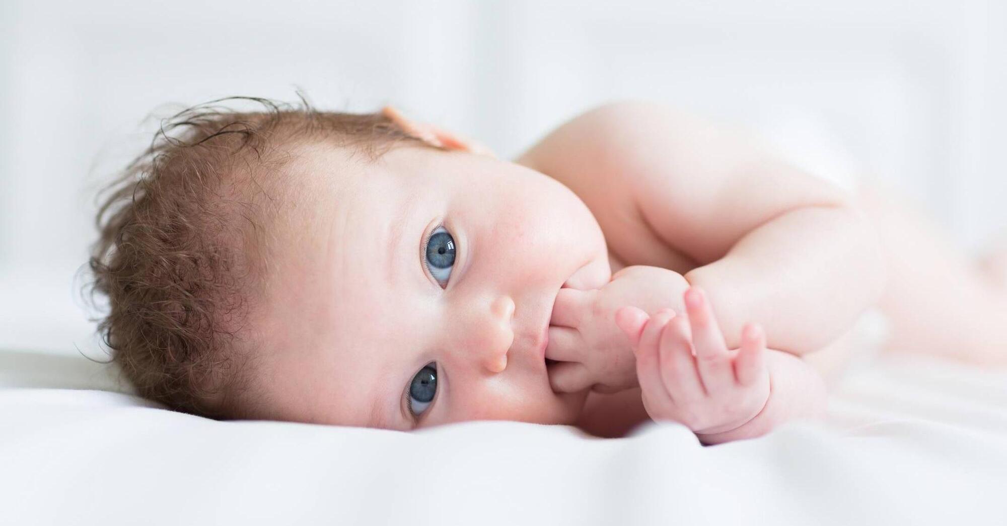 Fine Gael to give up to €1,500 to all newborns if returned to power