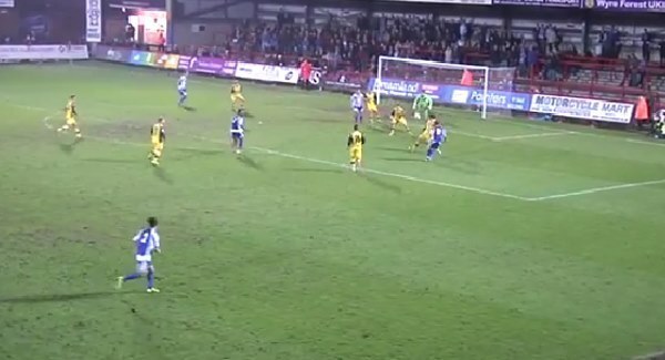 Forward Sean Geddes scores amazing 'rabona' goal