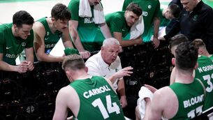 <p>UNCHANGED SQUAD: Ireland head coach Mark Keenan addresses his squad. Pic: ©INPHO/Laszlo Geczo</p>