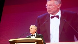 Ferguson praises "best midfield player in Europe" Keane