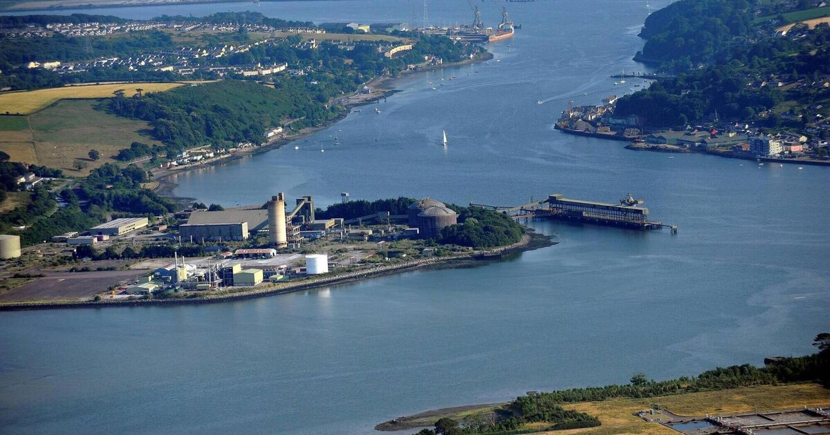 コーク港の主要な新港湾施設、道路容量不足のため計画拒否