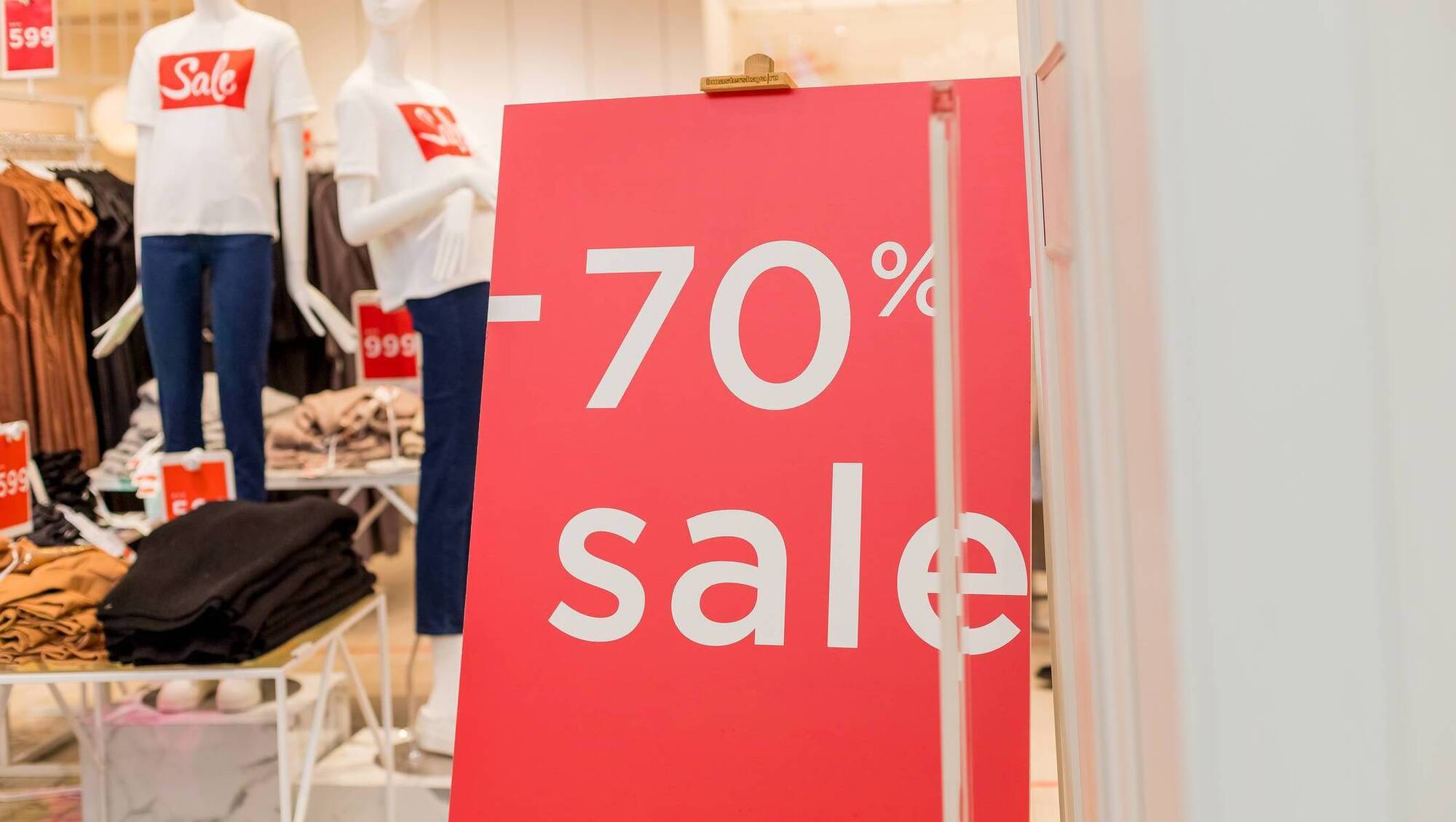 Consumer watchdog prosecutes Irish retailers for misleading Black Friday sales 
