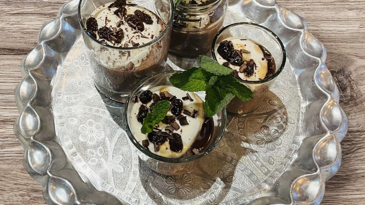 Bitter Chocolate Pots with Pedro Ximénez Raisins