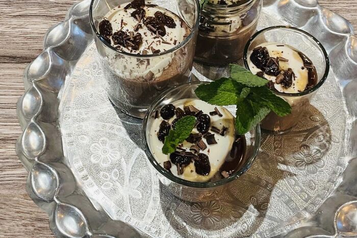 Bitter Chocolate Pots with Pedro Ximénez Raisins