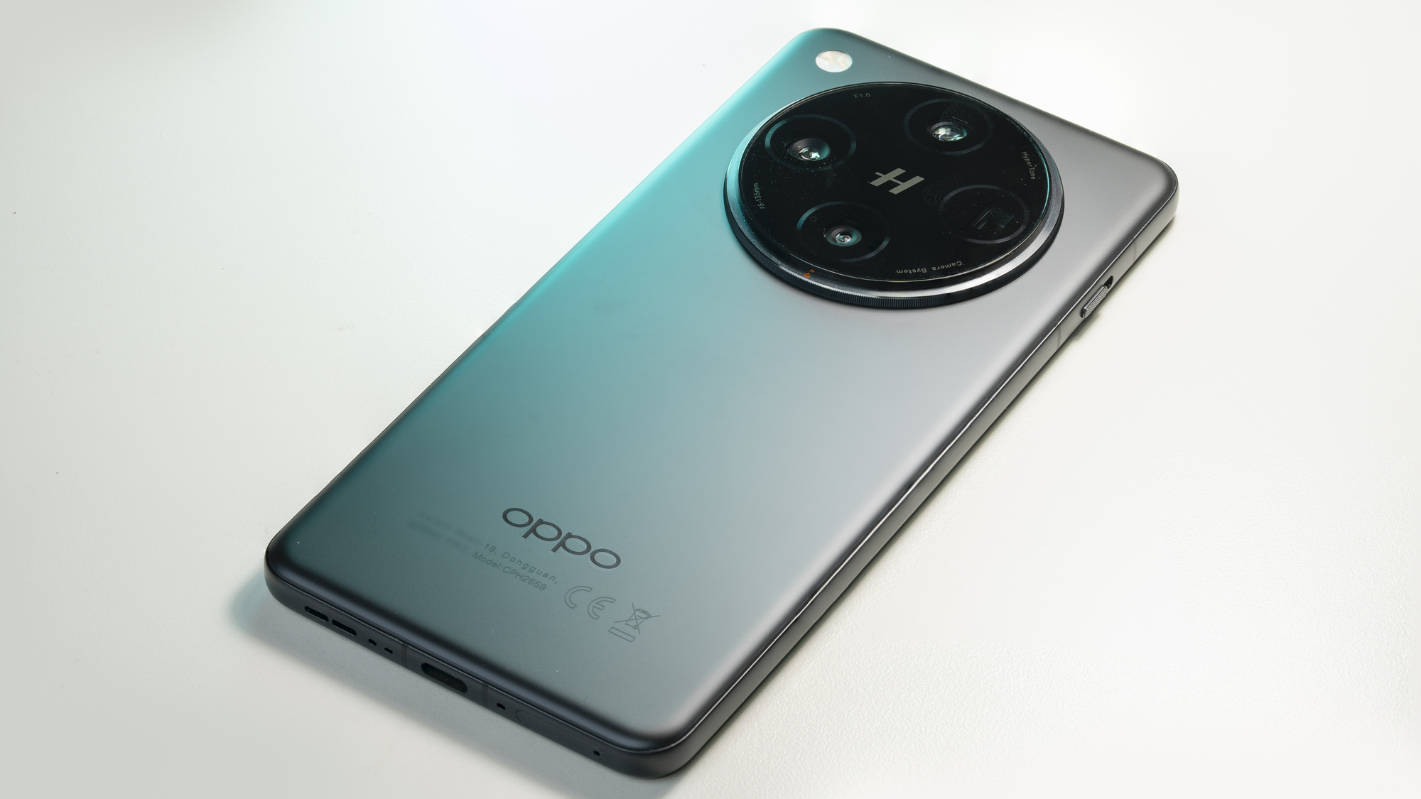 Oppo Find X8 Pro: A feature-packed camera-centric flagship
