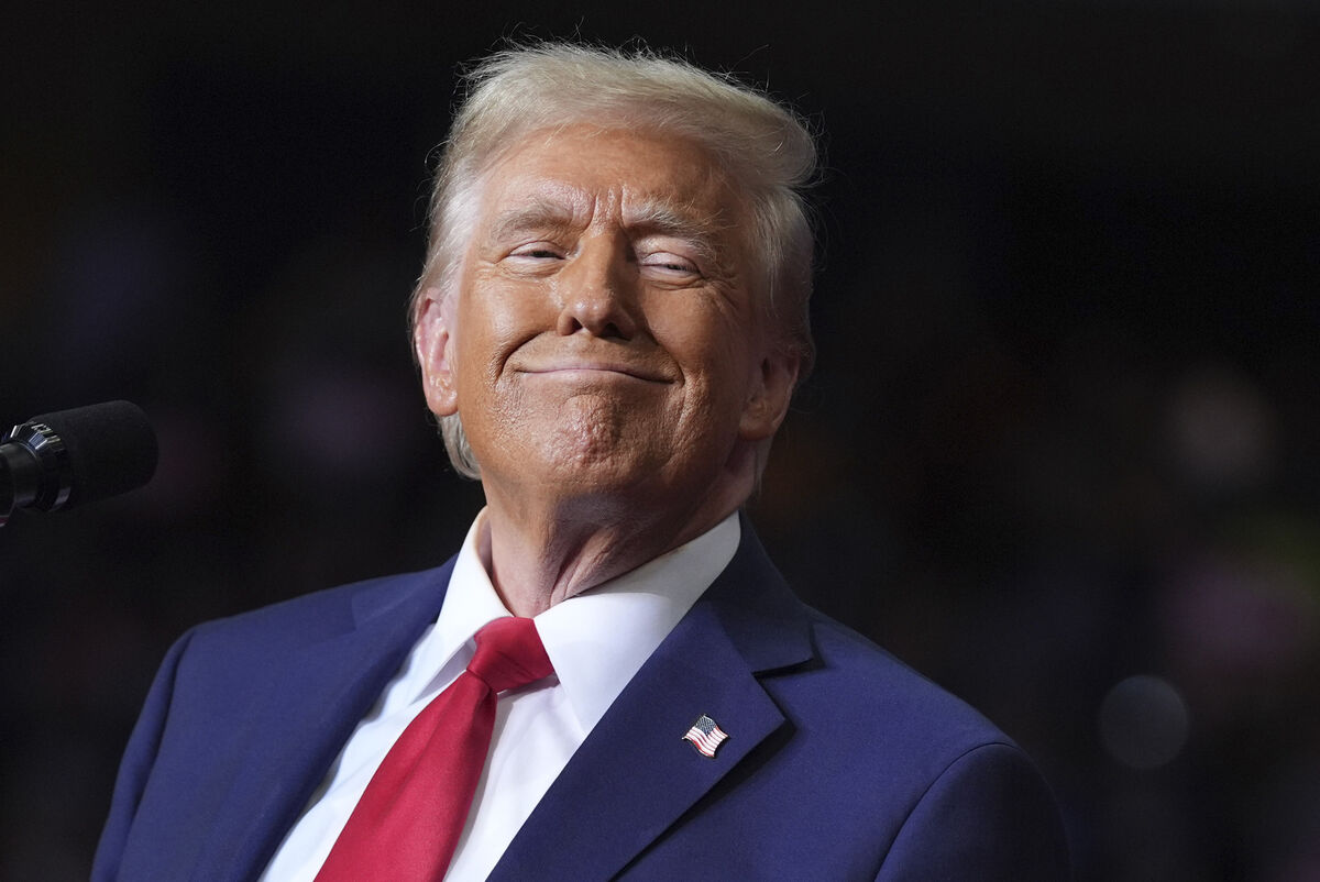 Donald Trump, who was once a crypto sceptic, has pledged to make the US 'the crypto capital of the planet'. Picture: AP Photo/Evan Vucci)