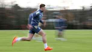 <p>Jack Crowley prepares for Munster's Champions Cup clash this weekend. Picture: INPHO/Dan Sheridan</p>
