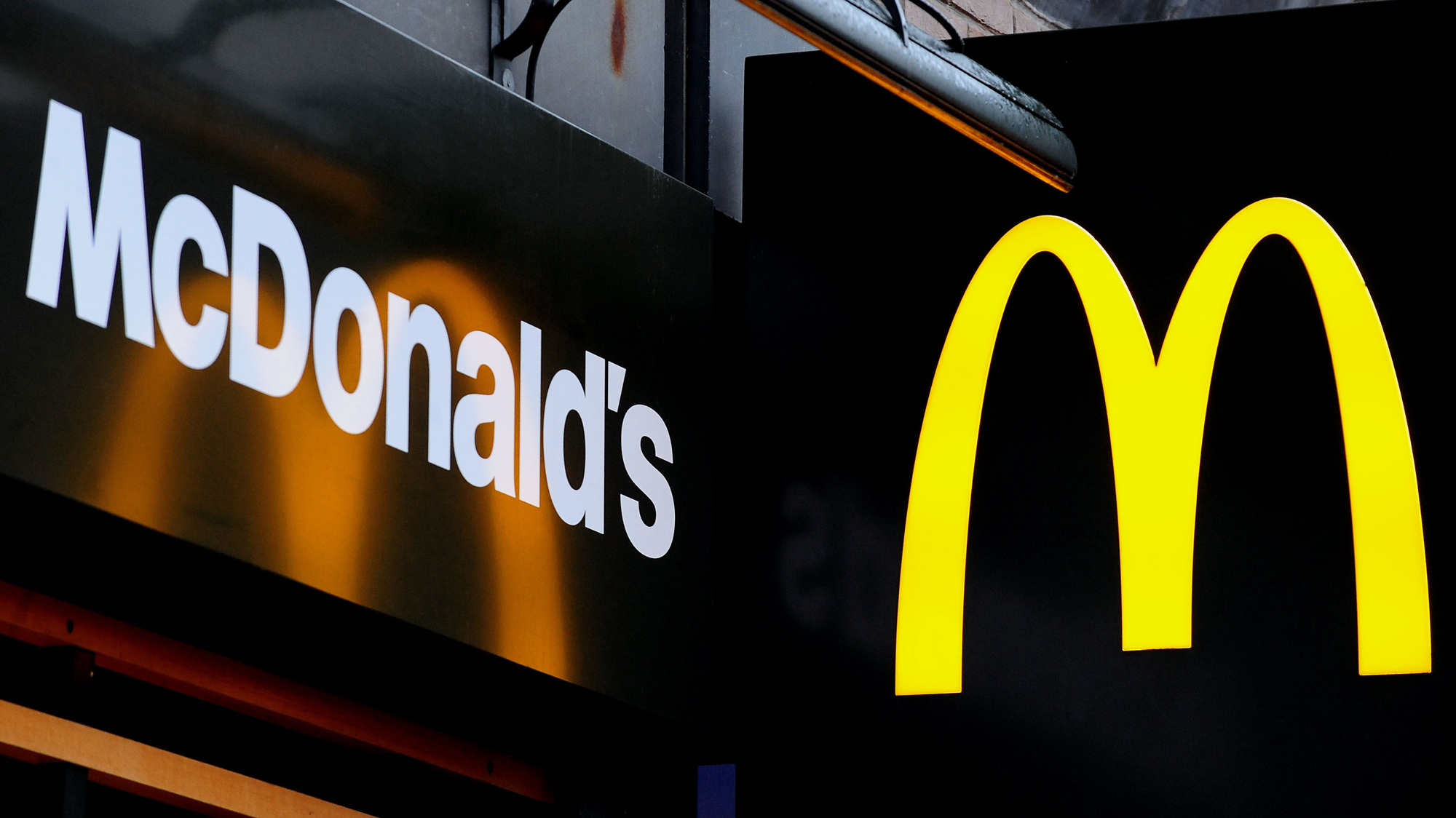 Google pulls McDonald's negative reviews over arrest in UnitedHealth murder