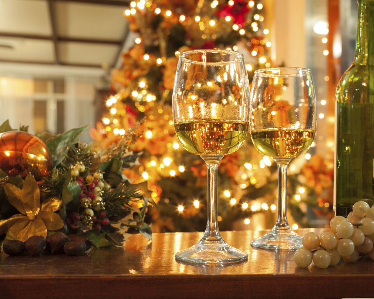 Wine writer Leslie Williams recommends a few festive tipples Wine writer Leslie Williams recommends a few festive tipples