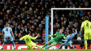 Super Saurez  gives Barcelona the advantage