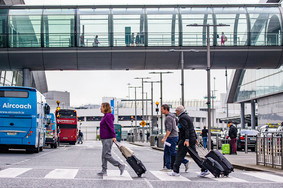 A reader has suggested a new take-off flight path at Dublin Airport.