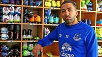 Aaron Lennon looking gutted at Everton is sweeping the internet