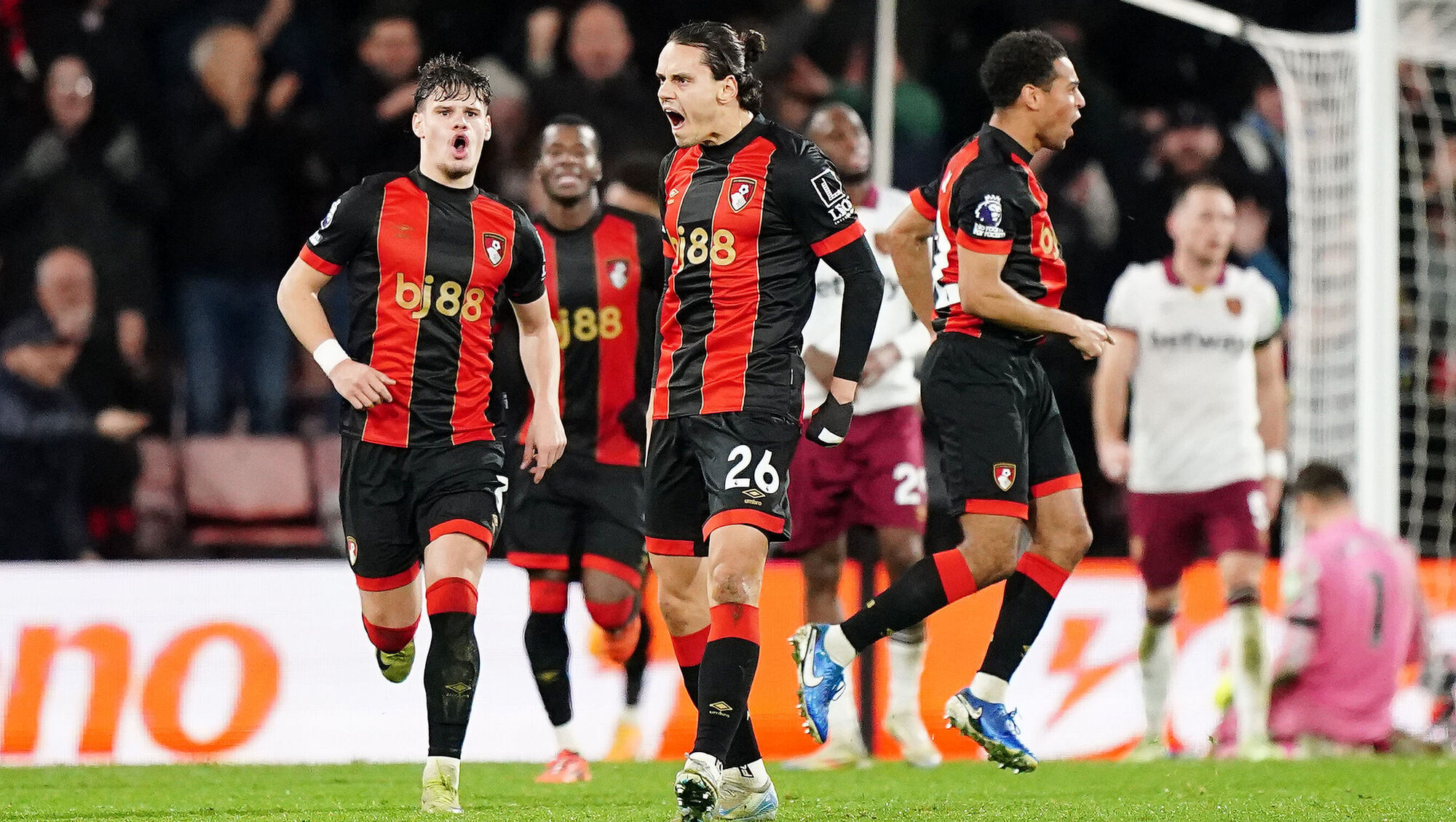 Unal’s stunning free-kick earns Bournemouth point against West Ham