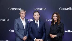 <p>La Rochelle head coach Ronan O’Gara has joined the business as a Senior Advisor pictured with founder, chairman and CEO of Consello Declan Kelly and CEO of Consello in Ireland Katie Doran. Picture: Maxwells</p>