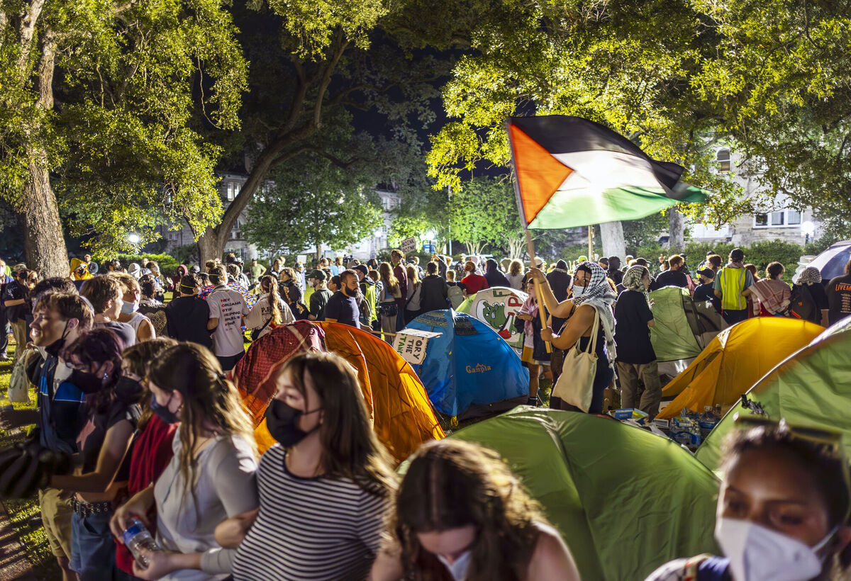 Pro-Palestinian demonstrators gather in front of Tulane University in New Orleans in April 29. File photo: Chris Granger/The Times-Picayune/The New Orleans Advocate via AP