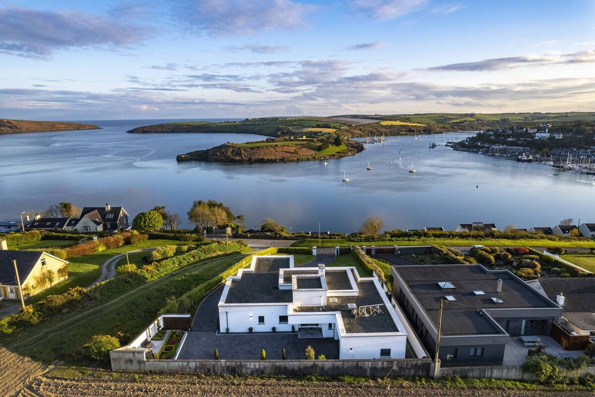 Over Yonder, Kinsale