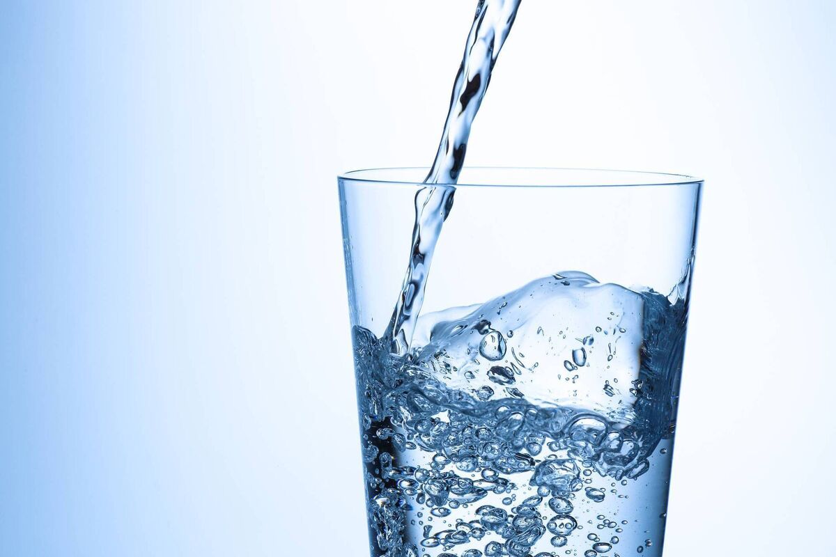 Drinking plenty of water helps flush out toxins, rehydrate your cells, and restore your energy. Picture: iStock