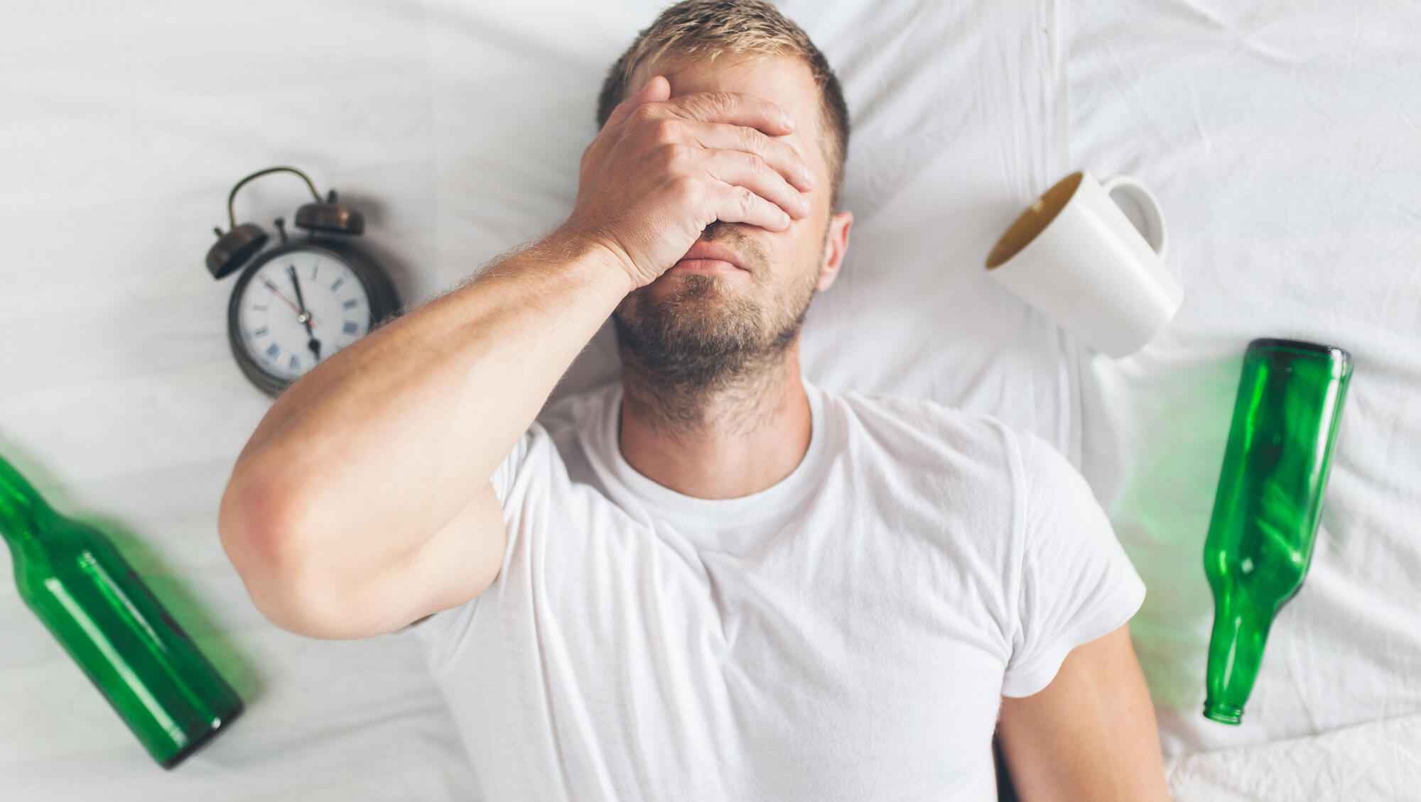 From nightcaps to nightmares: the many ways alcohol disrupts your sleep