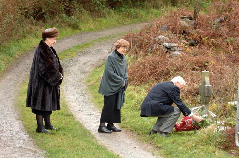 Madeline Opelka, Marguerite Bouniol, Georges Bouniol and Madeline Opelka laying a wreath at the scene of Sophie Toscan du Plantier's murder in Toormore, West Cork. File photo