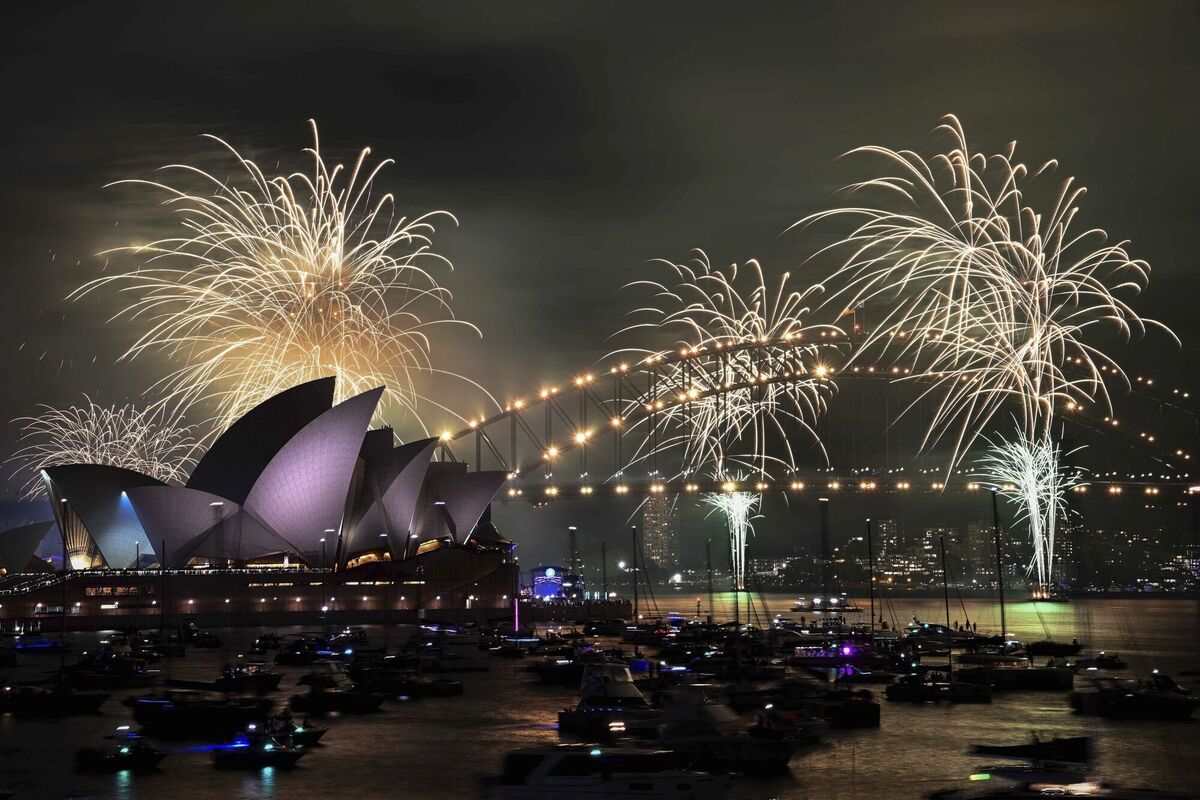 The 9pm fireworks are seen during New Year's Eve celebrations in Sydney, Australia Picture: Bianca De Marchi/AAP Image via AP