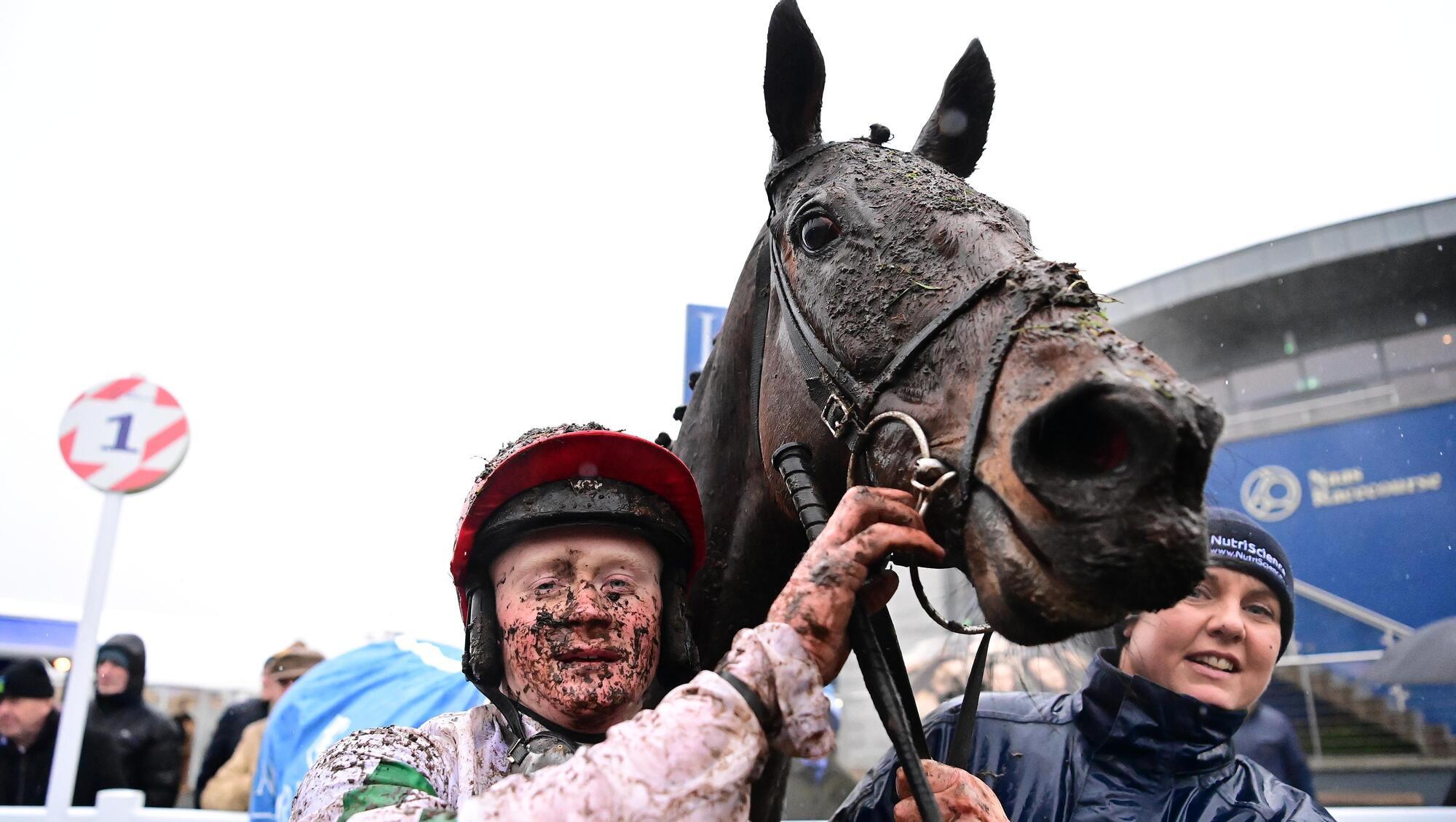 The Yellow Clay retains unbeaten hurdling record with victory at Naas ...
