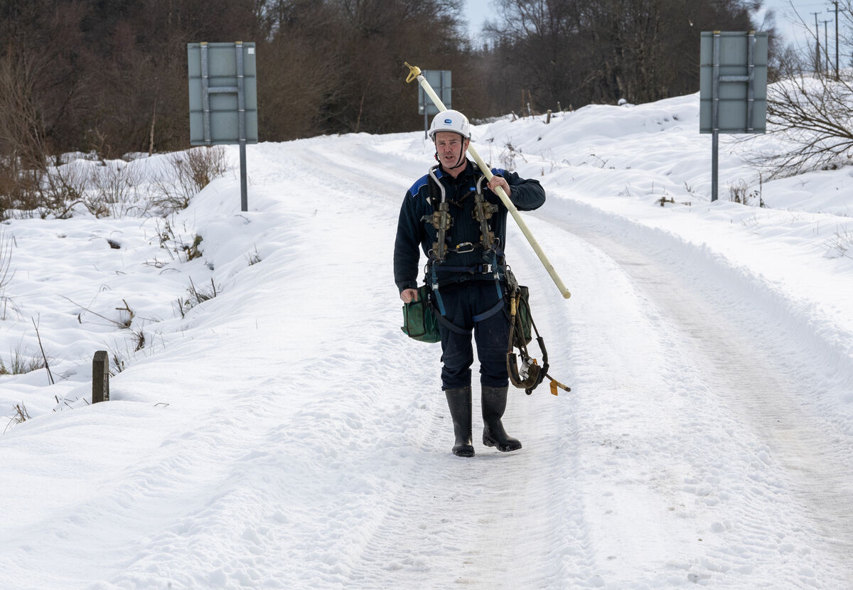  ESB worker Richard Kelly from Kerry was on the frontlines in the Lyrecampaune area of North Kerry, where crews from ESB Networks are working tirelessly to restore power to homes. Picture: Domnick Walsh