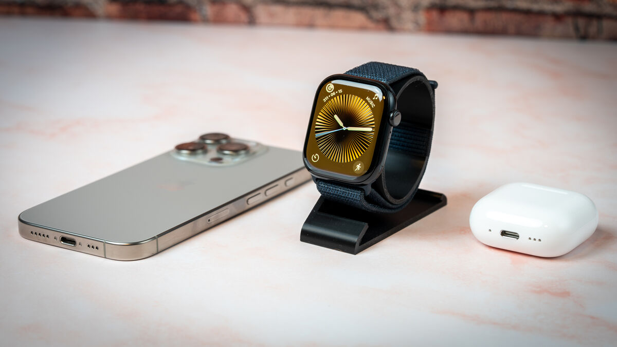 Apple Watch Series 10 is light and stylish. Picture: Noel Campion.