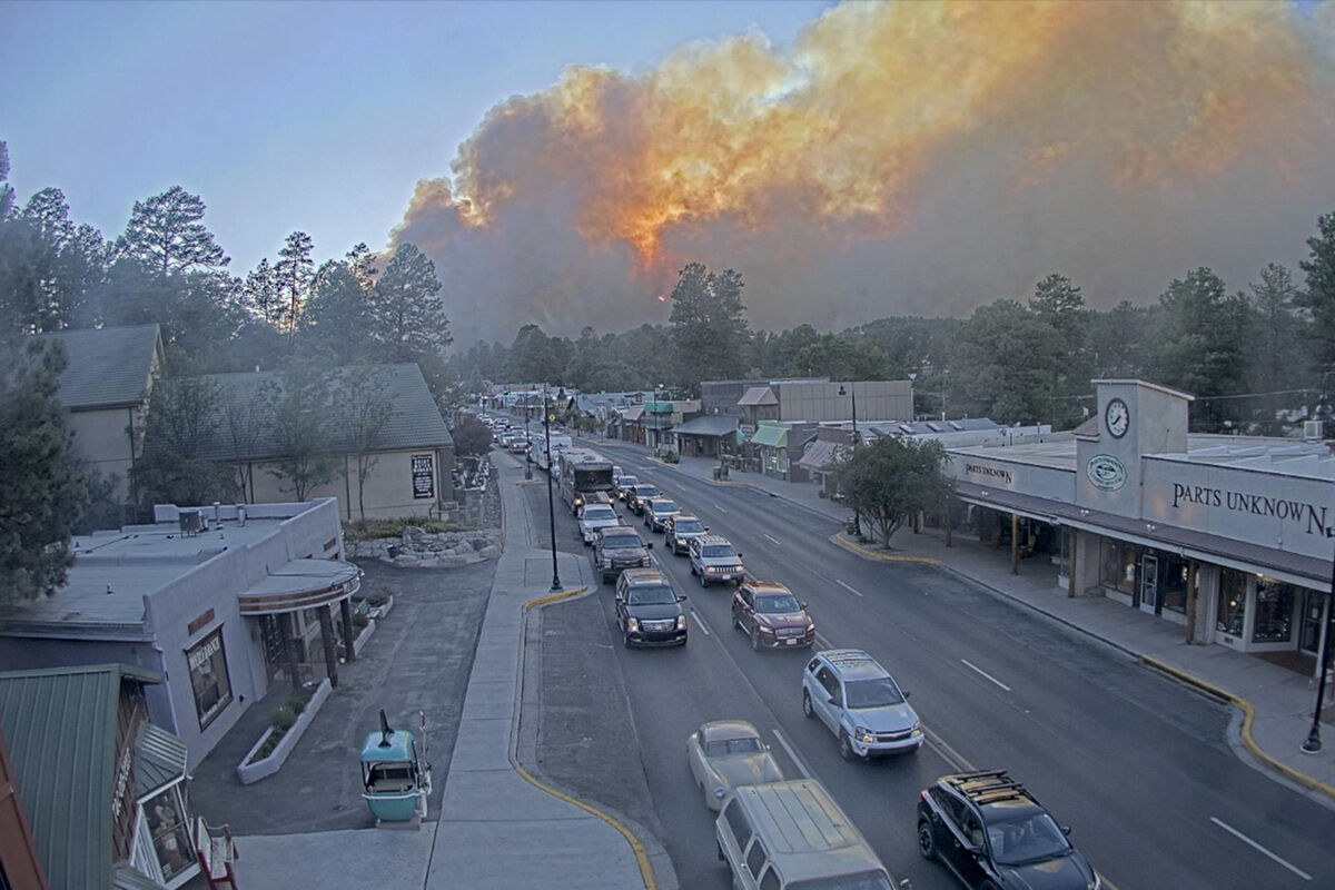A wind-whipped wildfire tears through homes and other buildings in Ruidoso, New Mexico, in June. Photo: Village of Ruidoso Tourism Department via AP A wind-whipped wildfire tears through homes and other buildings in Ruidoso, New Mexico, in June. Photo: Village of Ruidoso Tourism Department via AP