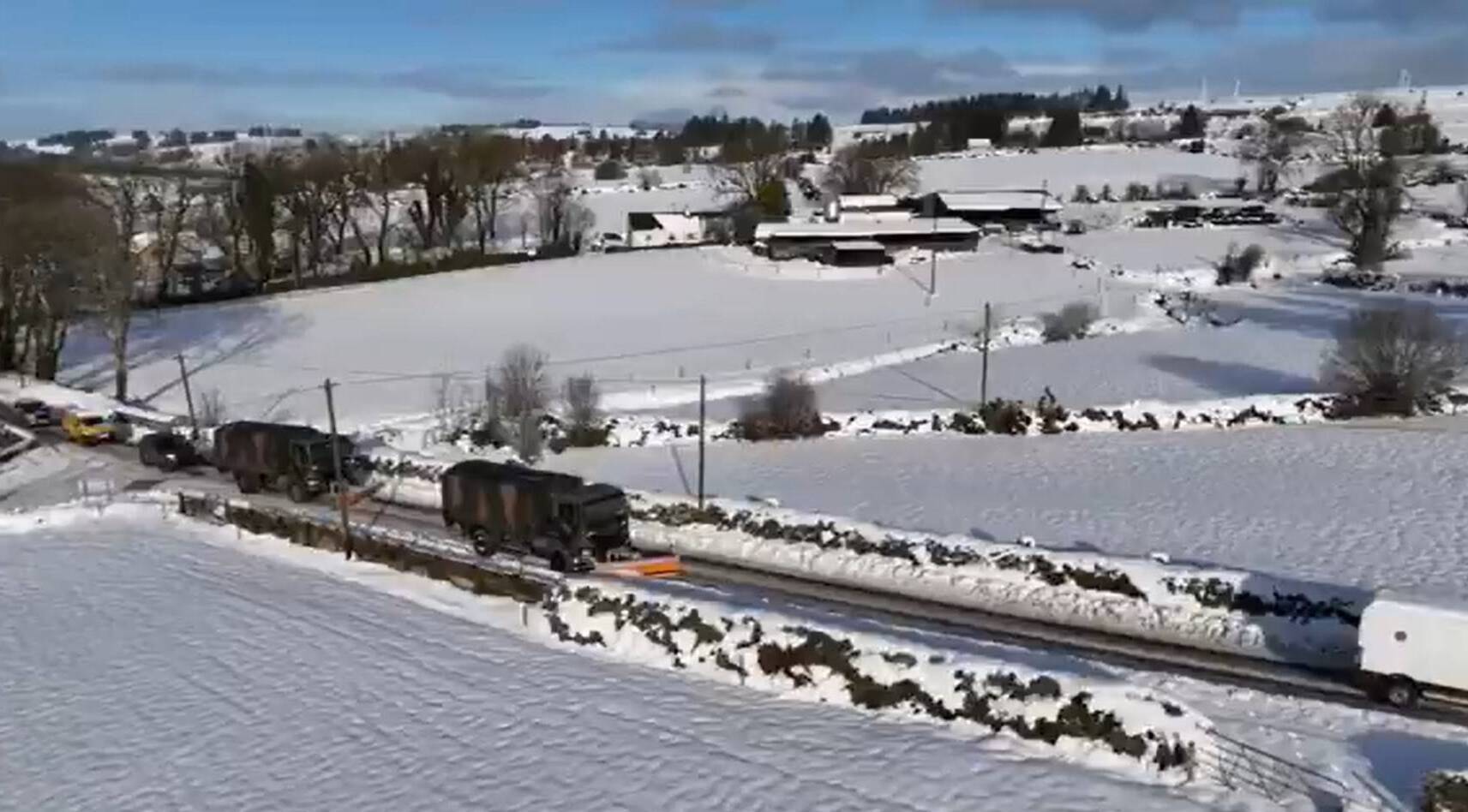 Army drafted in to clear snow and ice in north Cork and Limerick