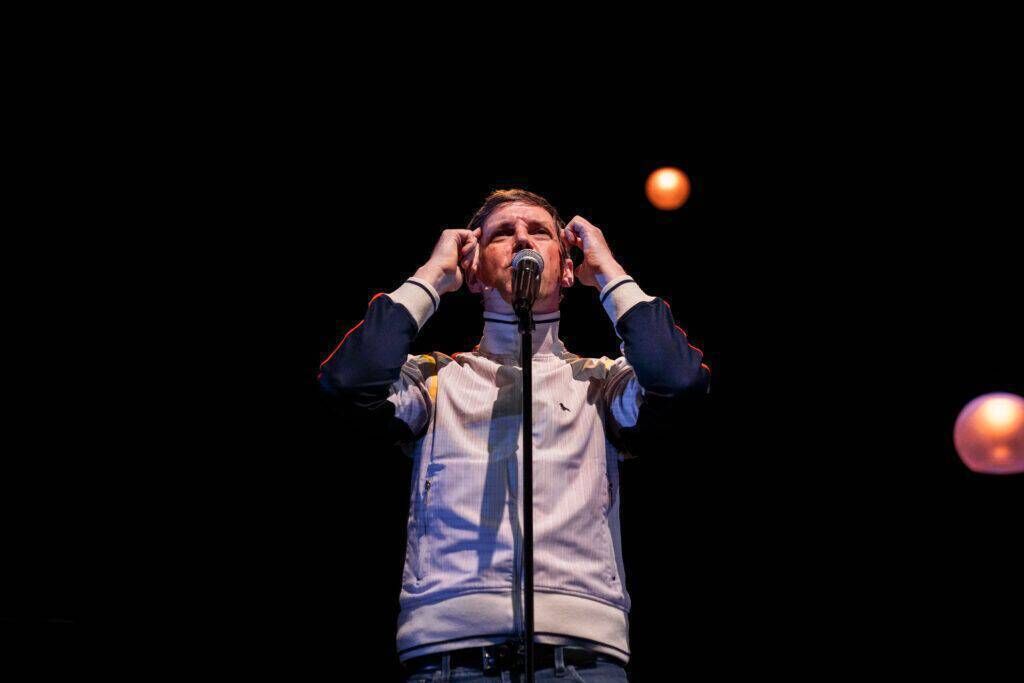 Emmet Kirwan in Accents Emmet Kirwan in Accents