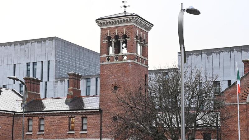 Drunk man verbally abused members of public at Cork courthouse and tried to lash out at gardaí